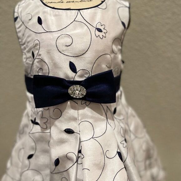 Jenny & Me White and Black Toddler Formal Dress Size 2T - Picture 2 of 7